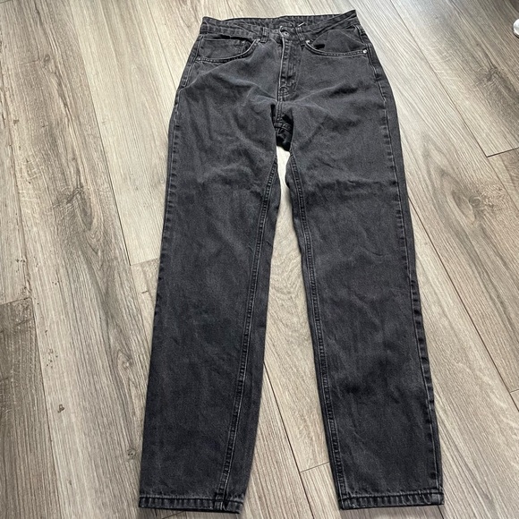 RAGGED PRIEST BUTT RIP JEAN - Picture 3 of 10